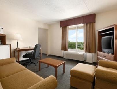 Baymont Inn & Suites Clearwater Phòng bức ảnh